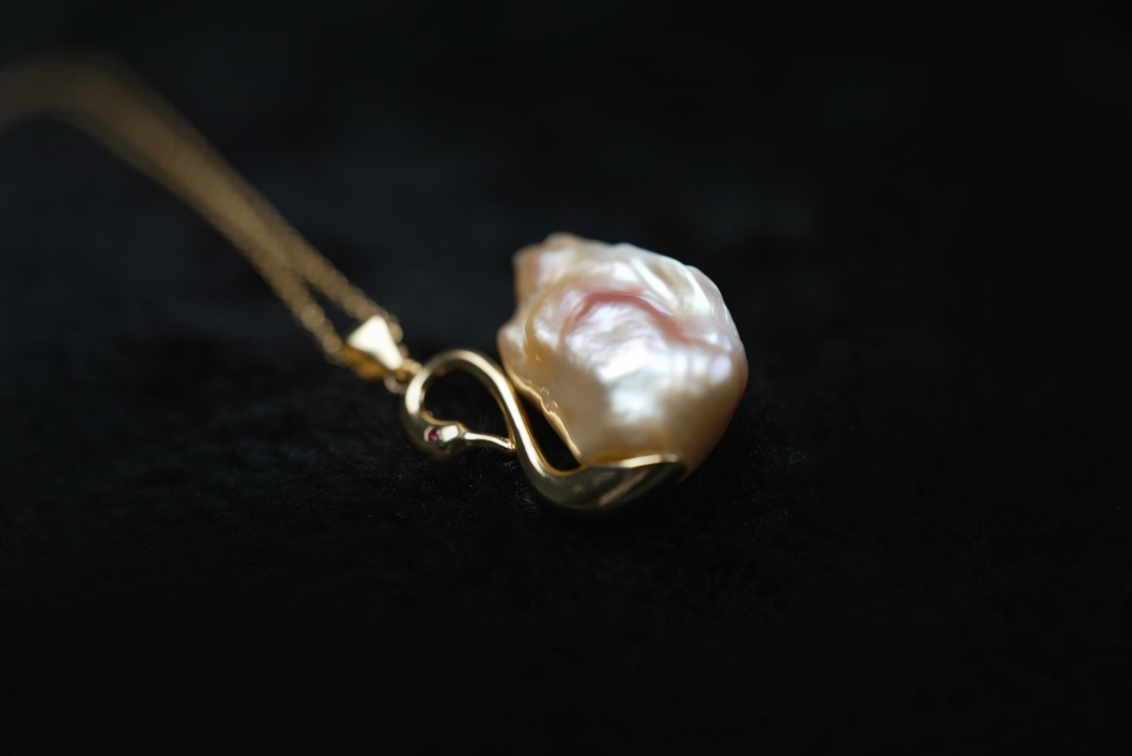 Swan Necklace